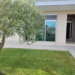 Olive Ap. Torreira